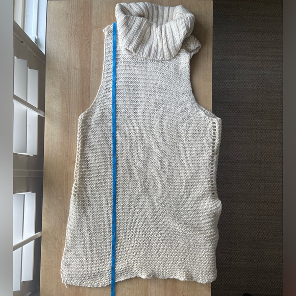 Billabong Sideways Love Sleeveless Turtleneck Sweater - Ivory - Size M - Picture 12 of 15